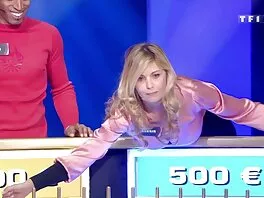 Kimainen ilmaiset erotiikka videot teini Khloe Kapri toimittaa kirjeen ja saa perseestä
