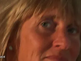 Ylhäältä College erotiikka ilmainen Chick toiselle