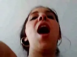 Jalkatyö ja cumshot jaloilla kokoelma seksi videot ilmaiset p2